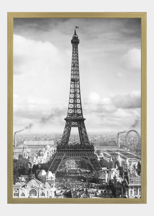 EIFFEL TOWER VINTAGE IMAGE