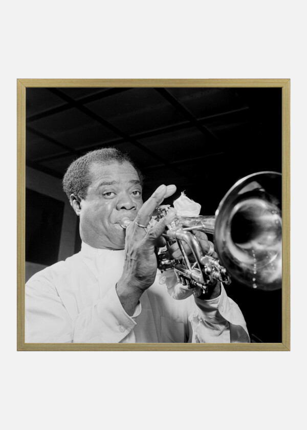 [PORTRAIT OF LOUIS ARMSTRONG, CARNEGIE HALL, NEW YORK, N.Y., CA. APR. 1947]