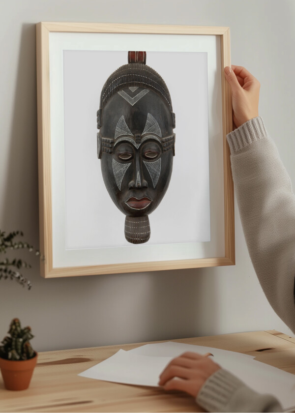 AFRICAN MASK