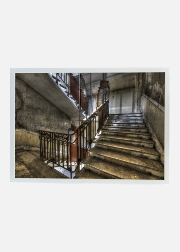 VINTAGE AND ABANDONED STAIRWAY